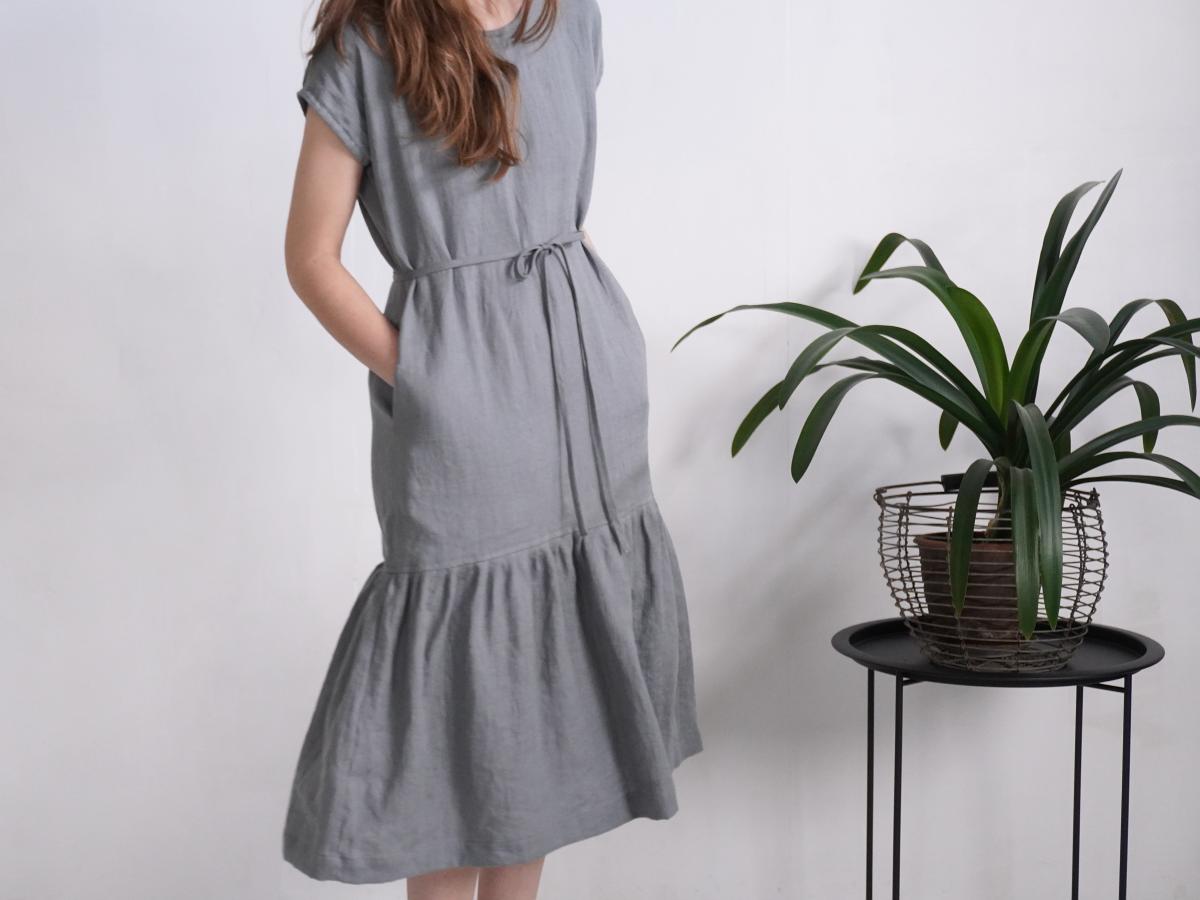 Robe longue en lin à taille basse et volant DONETS