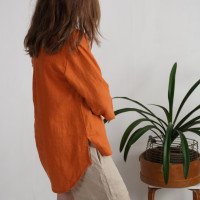 Blouse en lin boutonnée à dos allongé DARYA