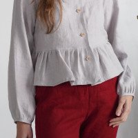 Blouse courte en lin, boutons et volant NARVA