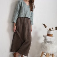 Blouse courte en lin à col V DNIESTER