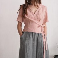 Blouse cache-cœur courte en lin CHURC