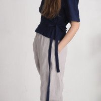 Blouse cache-cœur courte en lin CHURC