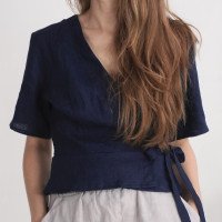 Blouse cache-cœur courte en lin CHURC