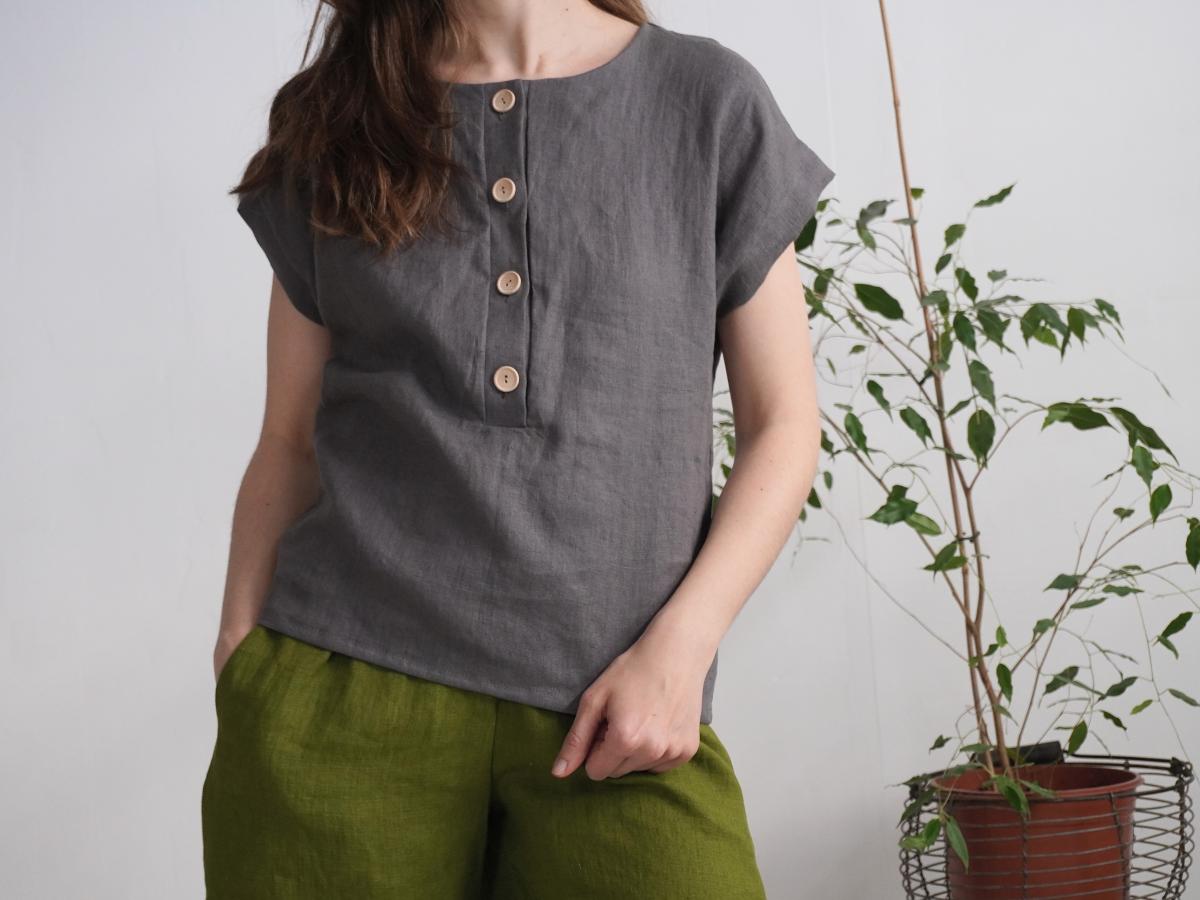 Blouse en lin boutonnée devant KAMA