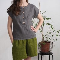 Blouse en lin boutonnée devant KAMA