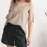 Short court en lin sans poches BERMEJO