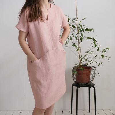 Robe de demoiselle d’honneur midi en lin à col V et poches INDUS
