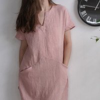 Robe de demoiselle d’honneur midi en lin à col V et poches INDUS