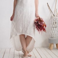 Robe de mariée longue en lin à dos allongé PEARL