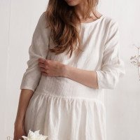 Robe de mariée midi en lin à manches longues URUGUAY