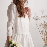 Robe de mariée midi en lin à manches longues URUGUAY