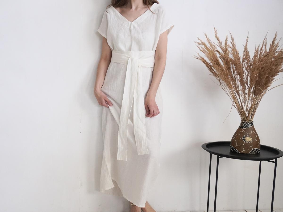 Robe de mariée longue ample en lin à col V UBANGI