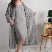 Ensemble de nuit en lin TAPI et PECOS, peignoir et nuisette