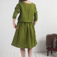 Ensemble en lin GODAVARI et MAGDALENA, blouse courte et jupe