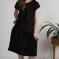 Ensemble en lin ELBE et MAGDALENA, blouse et jupe midi