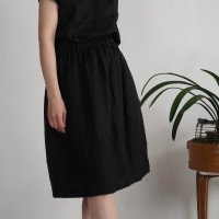 Ensemble en lin ELBE et MAGDALENA, blouse et jupe midi