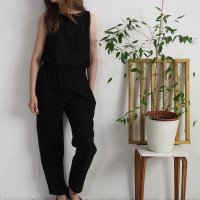 Ensemble en lin KASAI et THAMES, haut et pantalon fuselé