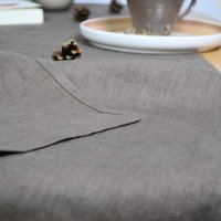 Chemin de table en lin doux lavé