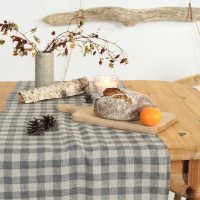 Chemin de table rustique en lin pour les fêtes