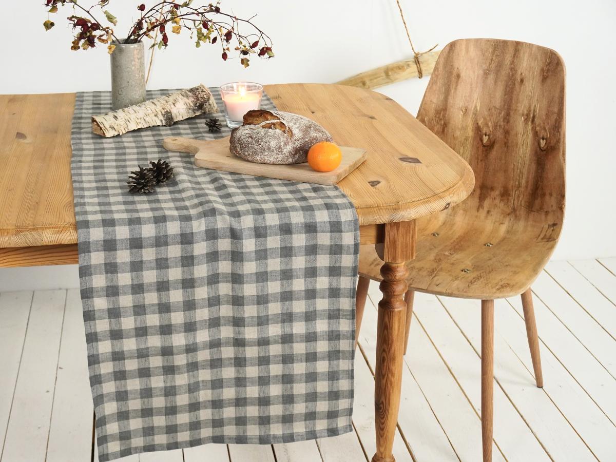Chemin de table rustique en lin pour les fêtes