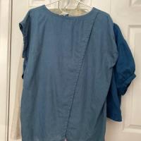 Photo de Blouse en lin fendue au dos NENE partagée par jltink