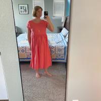 Photo de Robe longue bohème de grossesse en lin à taille empire AMAZON partagée par Kennedy
