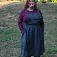 Photo de Robe salopette midi en lin à dos croisé LOMAMI partagée par Ravne131