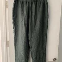 Photo de Pantalon fuselé en lin THAMES partagée par AF