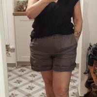 Photo de Short court de grossesse en lin à poches DON partagée par Antje