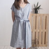 Robe en lin à col V et ceinture DARLING