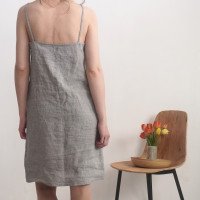 Robe midi en lin à fines bretelles PECOS