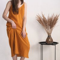 Robe longue en lin à dos en V YAMUNA