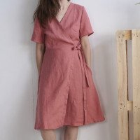 Robe de demoiselle d’honneur midi portefeuille en lin MISSOURI