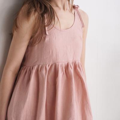 Robe en lin à bretelles et taille empire ARAGUAIA