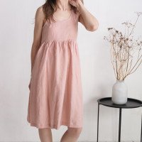 Robe en lin à bretelles et taille empire ARAGUAIA