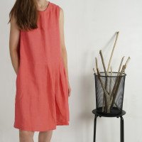 Robe asymétrique en lin sans manches MADREDE