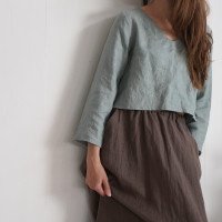 Blouse courte en lin à col V DNIESTER
