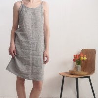 Robe midi en lin à fines bretelles PECOS