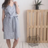 Robe en lin à col V et ceinture DARLING
