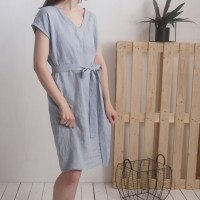 Robe en lin à col V et ceinture DARLING