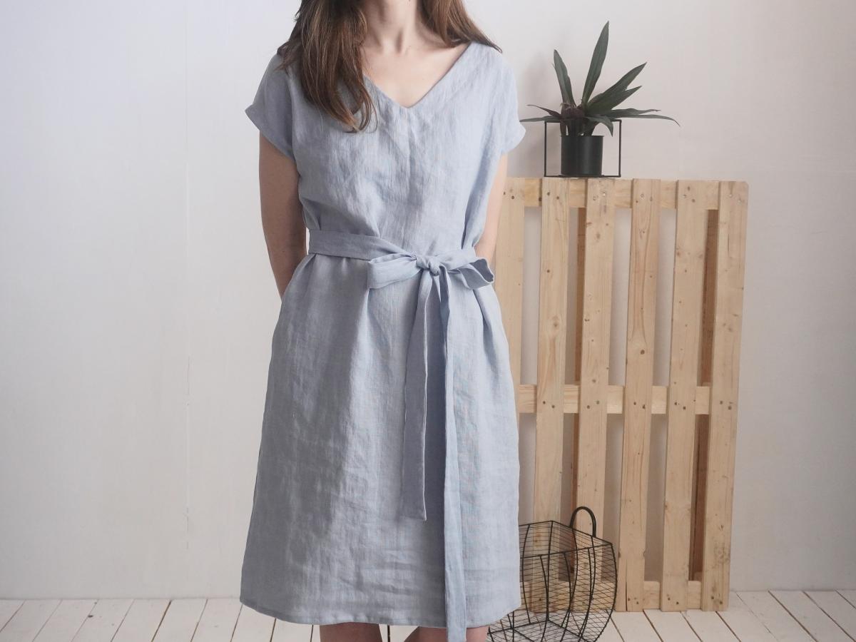 Robe en lin à col V et ceinture DARLING