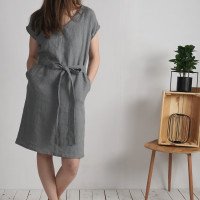 Robe en lin à col V et ceinture DARLING