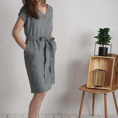 Robe en lin à col V et ceinture DARLING