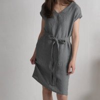 Robe en lin à col V et ceinture DARLING