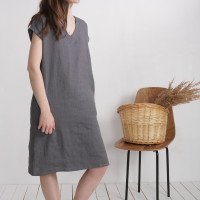 Robe en lin à col V MADEIRA