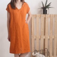 Robe en lin à col V MADEIRA